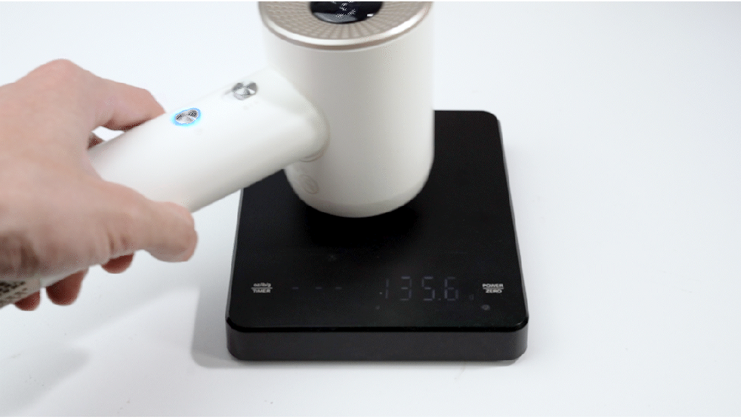 的吹风机就不配有一头秀发了？澳门新葡京入口用不起好几千(图22)